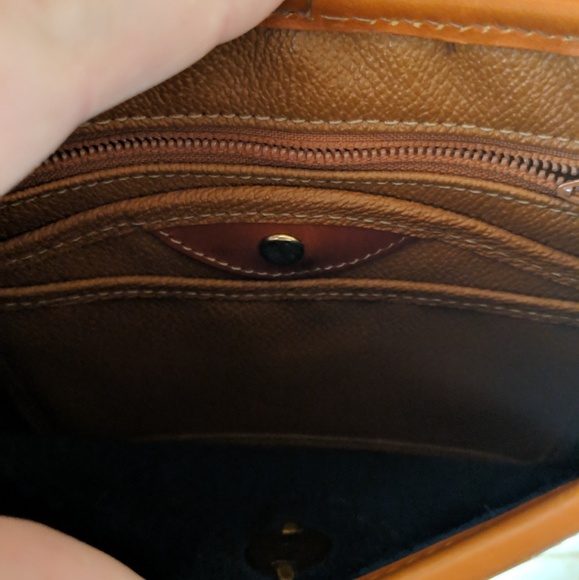 Dooney & Bourke Crossbody Purse Bag - Picture 2 of 6